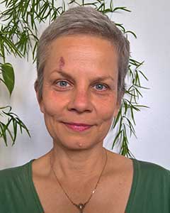 Dr. Christine Volm